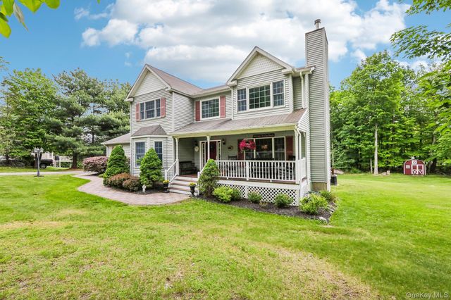 33 Sutherland Drive, Highland Mills, NY 10930
