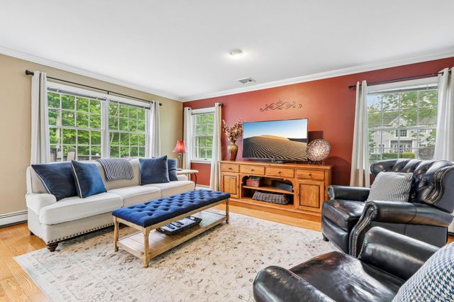 33 Sutherland Drive, Highland Mills, NY 10930