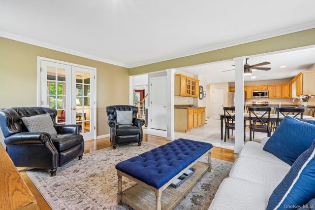 33 Sutherland Drive, Highland Mills, NY 10930