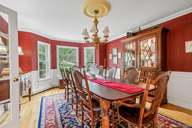 33 Sutherland Drive, Highland Mills, NY 10930