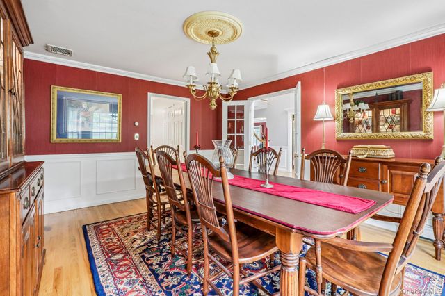 33 Sutherland Drive, Highland Mills, NY 10930