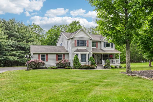 33 Sutherland Drive, Highland Mills, NY 10930