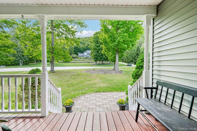 33 Sutherland Drive, Highland Mills, NY 10930