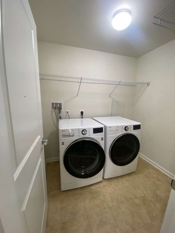 14 Holly Trl 14, Hopkinton, MA 01748