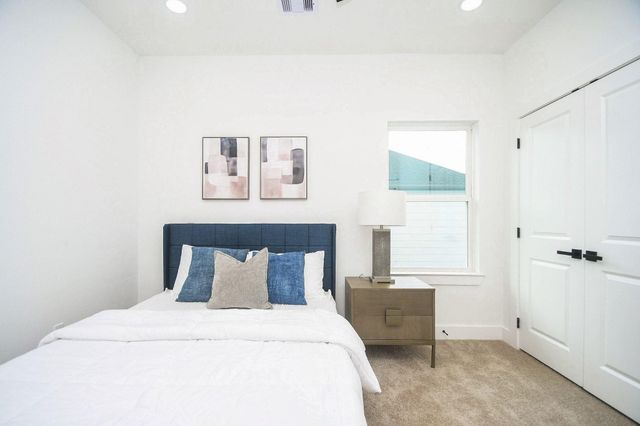 6545 Sealey Street, Houston, TX 77091