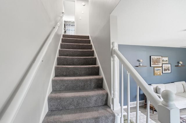 1041 Loring Road, Columbus, OH 43224