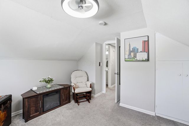 1041 Loring Road, Columbus, OH 43224