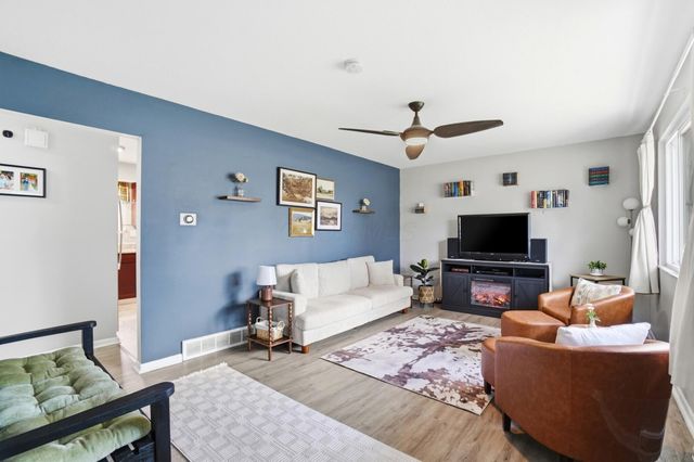 1041 Loring Road, Columbus, OH 43224