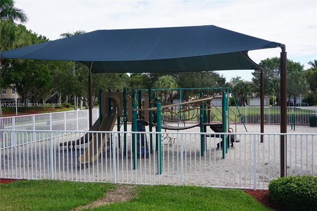1868 Salerno Cir 1868, Weston, FL 33327