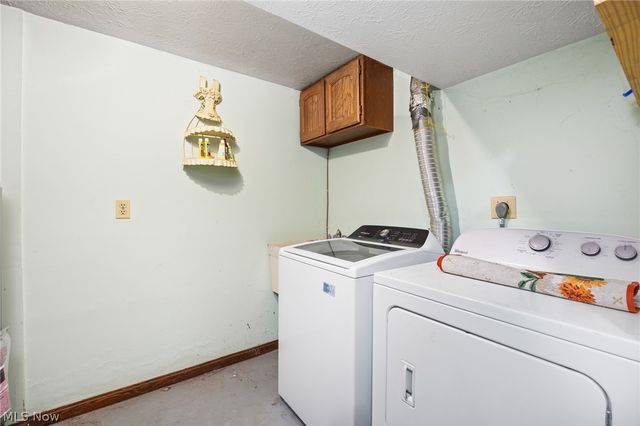 5520 Apple Ridge Circle, Clinton, OH 44216