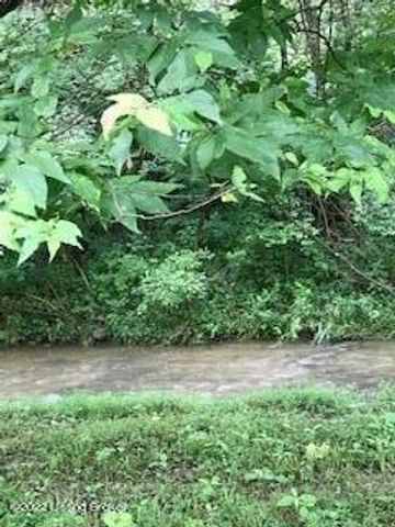 12880 S Pope Lick Rd, Louisville, KY 40299