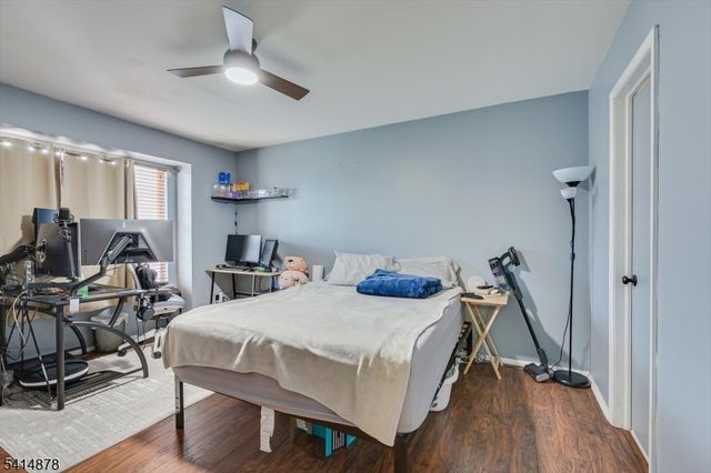 70 Avebury Pl, Franklin Twp., NJ 08873