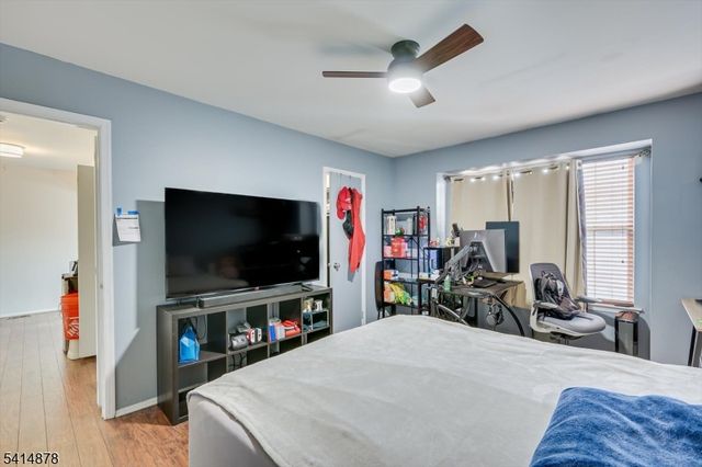 70 Avebury Pl, Franklin Twp., NJ 08873