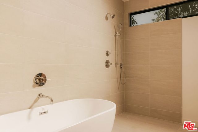 2919 Waverly Drive 105, Los Angeles, CA 90039