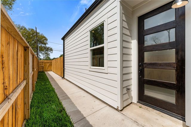8506 Wileyvale Road A, Houston, TX 77016