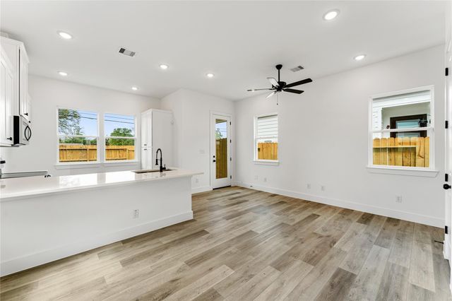 8506 Wileyvale Road A, Houston, TX 77016