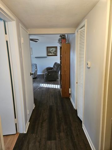 2202 Chestnut Avenue, Sterling, IL 61081