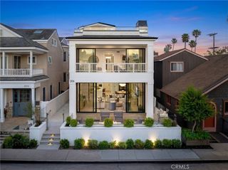 206 Apolena Avenue, Newport Beach, CA 92662