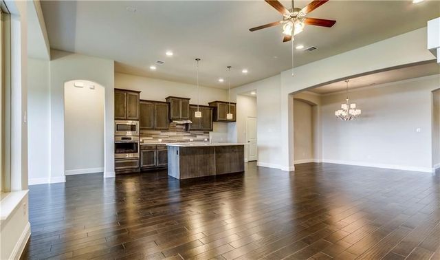 905 Overton Avenue, Celina, TX 75009