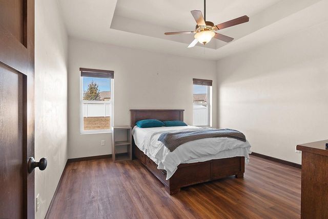 517 PEBBLESTONE CIRCLE, Hobart, WI 54155