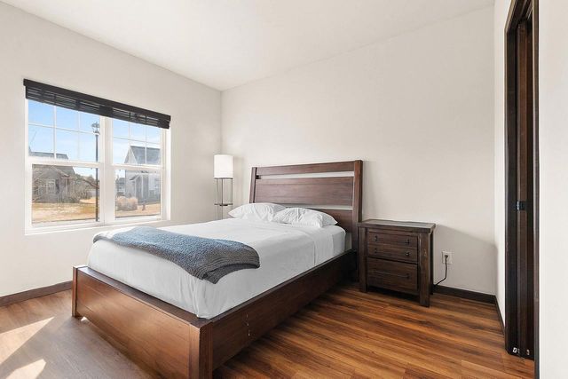 517 PEBBLESTONE CIRCLE, Hobart, WI 54155