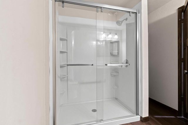 517 PEBBLESTONE CIRCLE, Hobart, WI 54155