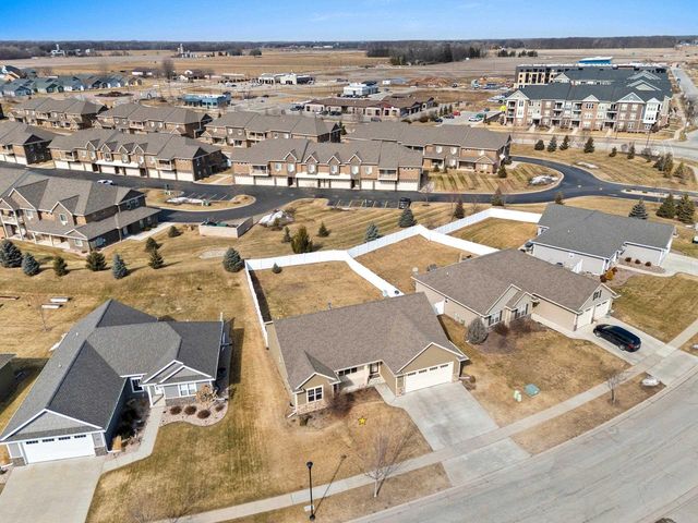 517 PEBBLESTONE CIRCLE, Hobart, WI 54155