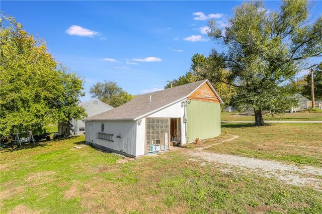 601 Santa Fe Street, Carrollton, MO 64633