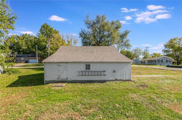 601 Santa Fe Street, Carrollton, MO 64633