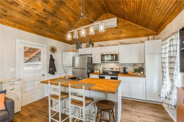 601 Santa Fe Street, Carrollton, MO 64633