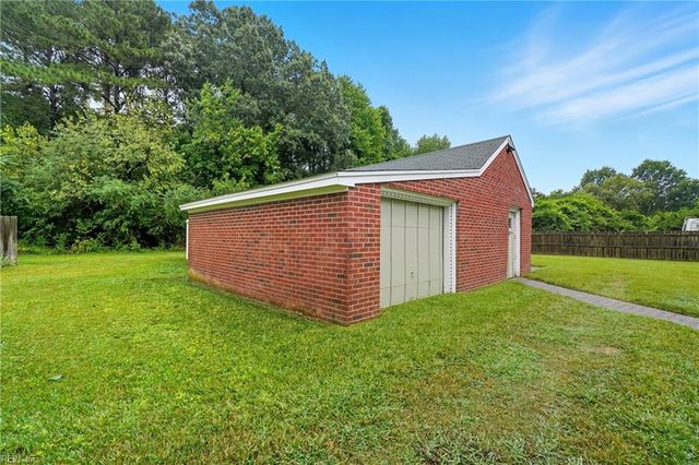 5809 Beechwalk DR, Virginia Beach, VA 23464