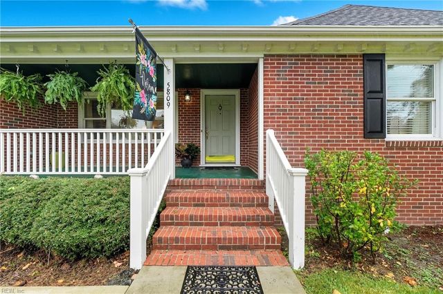 5809 Beechwalk DR, Virginia Beach, VA 23464
