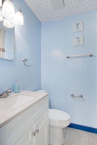 2902 Essex Drive, Fort Pierce, FL 34946