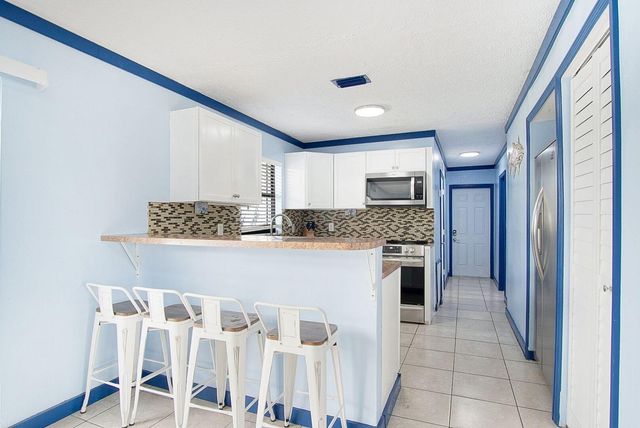 2902 Essex Drive, Fort Pierce, FL 34946