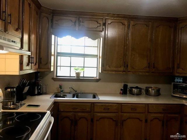 1305 James Circle, Pharr, TX 78577