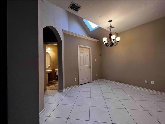 8628 Forest Glen Drive, Irving, TX 75063