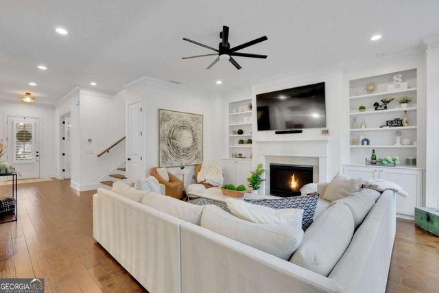 5849 Long Island Drive NW, Atlanta, GA 30328