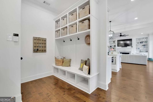 5849 Long Island Drive NW, Atlanta, GA 30328