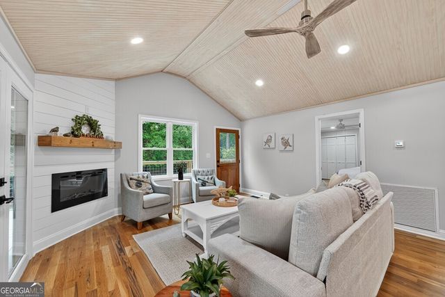 291 Power Point Road NE, Milledgeville, GA 31061