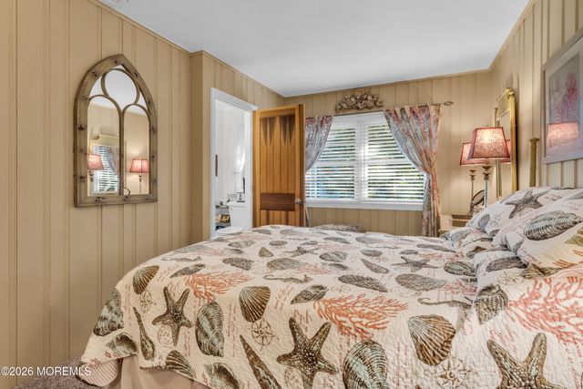 22 Dickman Drive, Lavallette, NJ 08735