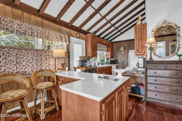 22 Dickman Drive, Lavallette, NJ 08735