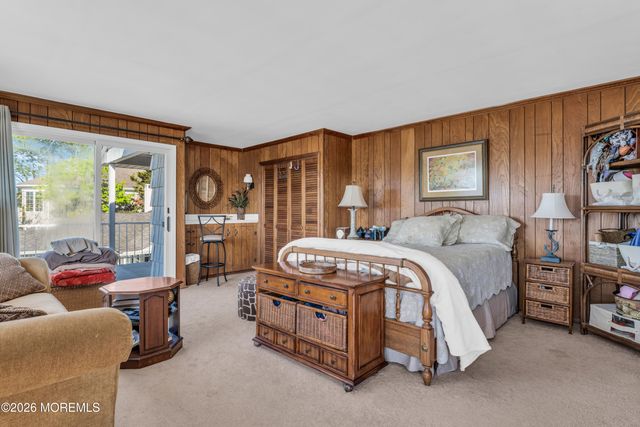 22 Dickman Drive, Lavallette, NJ 08735