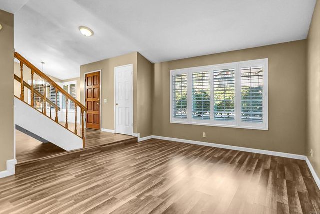 1887 Montgomery Avenue, Ventura, CA 93004