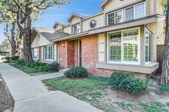 1887 Montgomery Avenue, Ventura, CA 93004