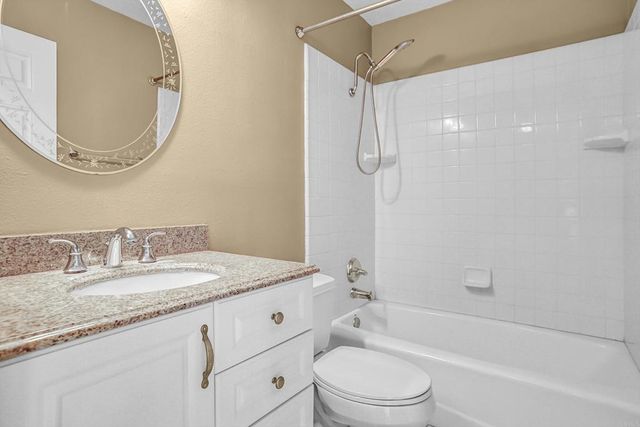 1887 Montgomery Avenue, Ventura, CA 93004