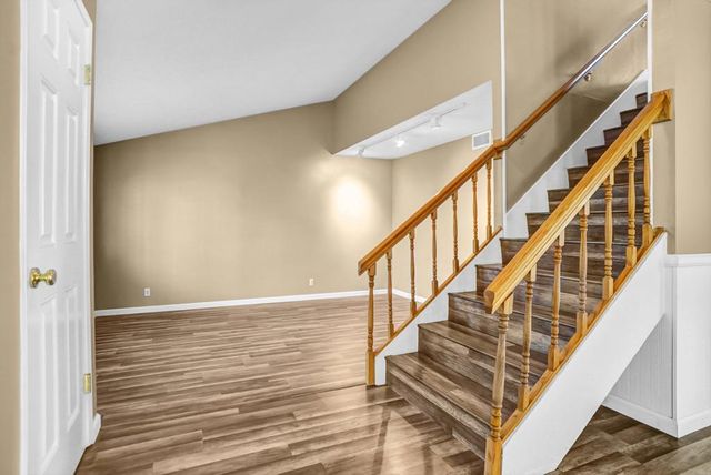 1887 Montgomery Avenue, Ventura, CA 93004