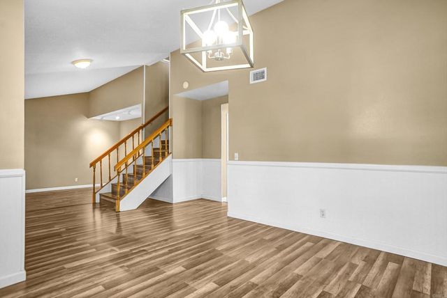 1887 Montgomery Avenue, Ventura, CA 93004