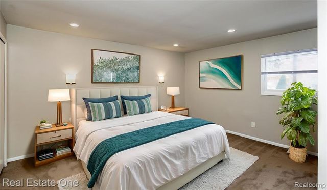 6407 Buxton Court, West Bloomfield, MI 48322