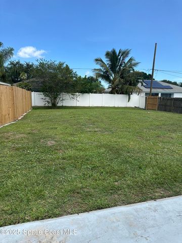 660 Belvedere Road NW, Palm Bay, FL 32907