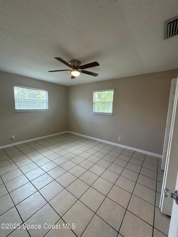 660 Belvedere Road NW, Palm Bay, FL 32907